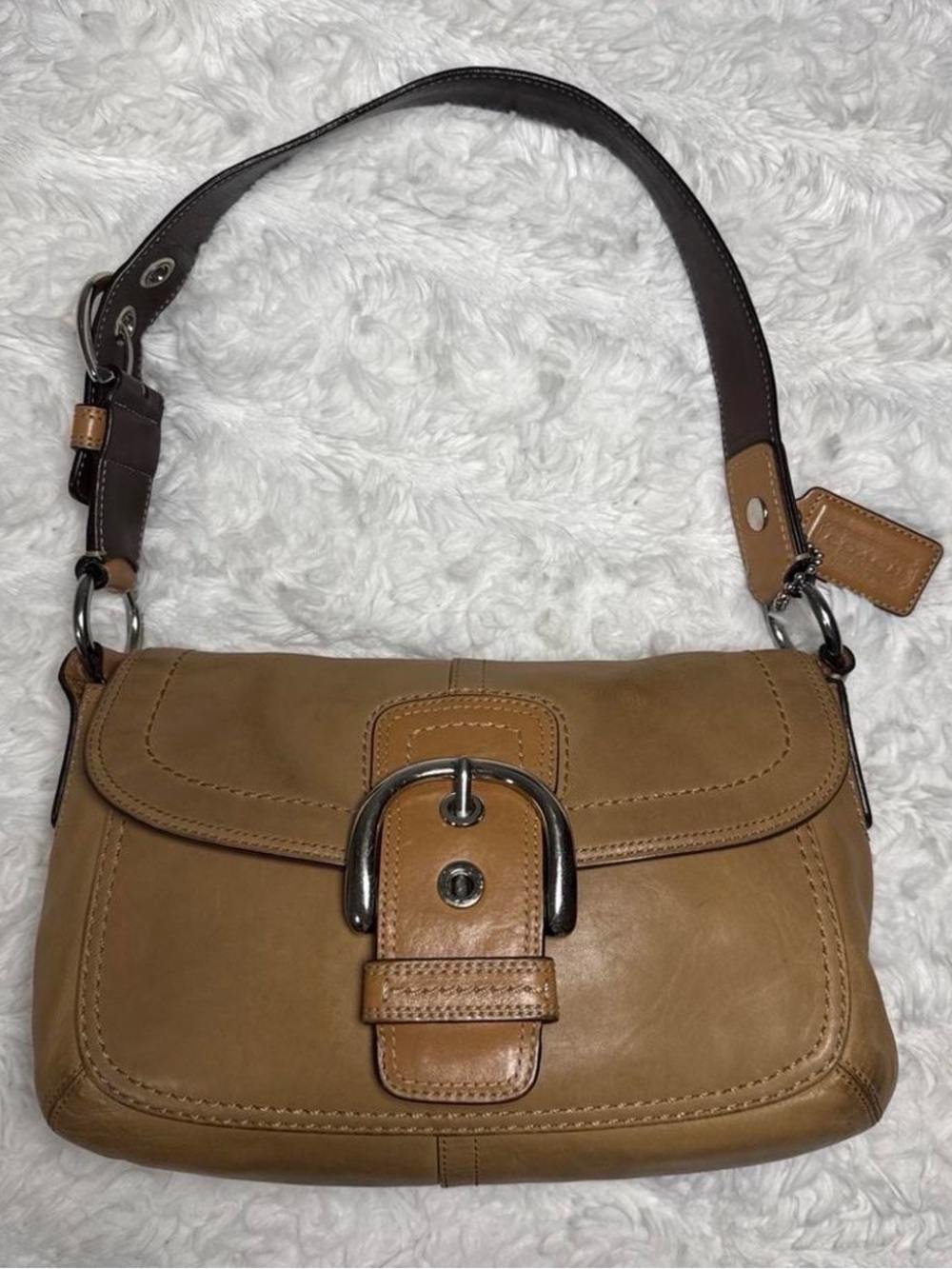 Coach Soho Leather Flap Hobo Camel Tan Y2K